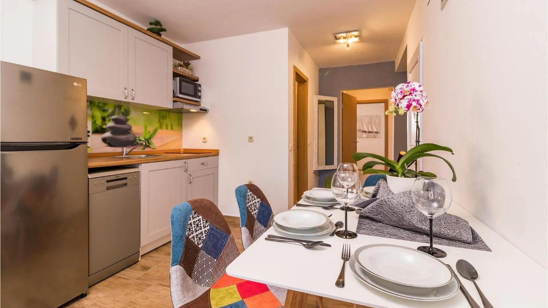 Gorgeous Apartment In Pula With Kitchen